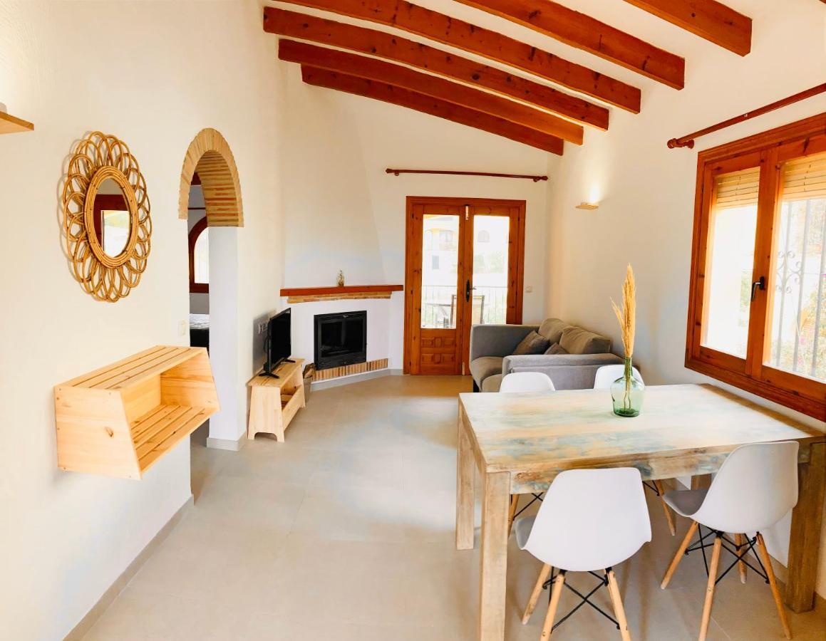 Apartamento Con Terraza En Complejo Con 2 Piscinas Daire Moraira Dış mekan fotoğraf