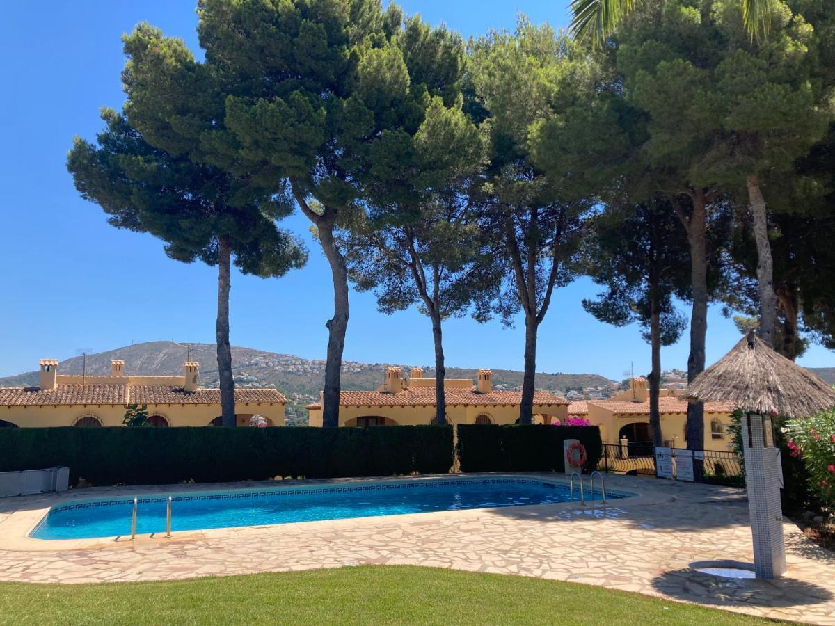 Apartamento Con Terraza En Complejo Con 2 Piscinas Daire Moraira Dış mekan fotoğraf