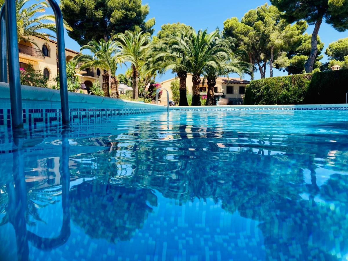 Apartamento Con Terraza En Complejo Con 2 Piscinas Daire Moraira Dış mekan fotoğraf